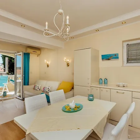 Apartments Porobic Herceg Novi Exterior photo