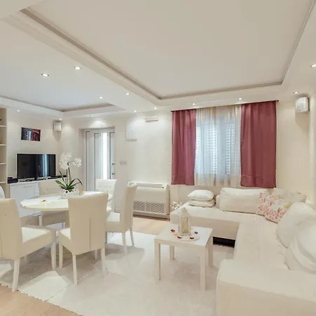 Apartments Porobic Herceg Novi Exterior photo