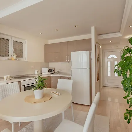 Apartments Porobic Herceg Novi Exterior photo