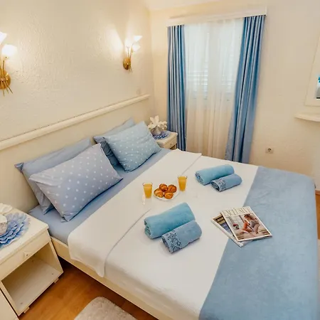 Apartments Porobic Herceg Novi Exterior photo