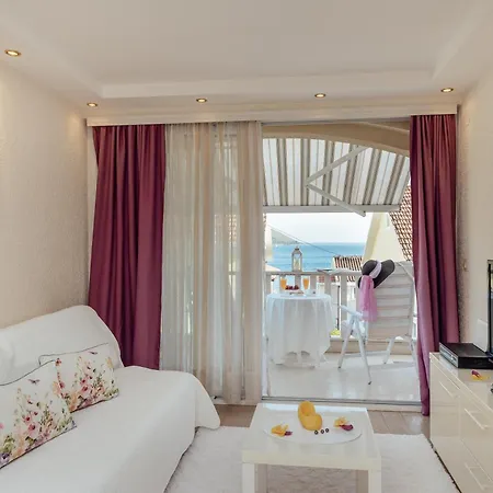 Apartments Porobic Herceg Novi Exterior photo