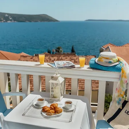 Apartments Porobic Herceg Novi Exterior photo